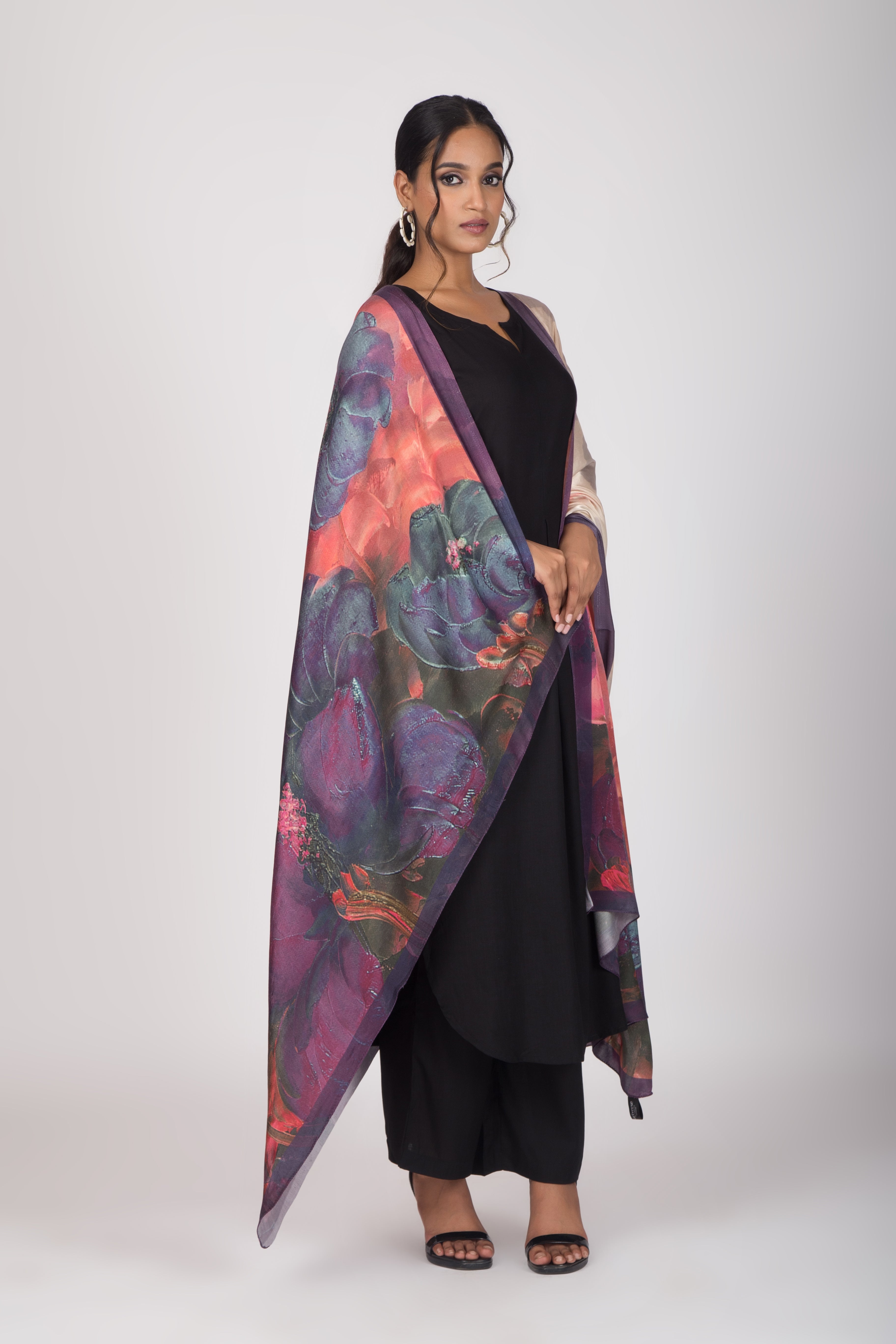 Blossoms of Paradise - Gaji Silk Dupatta - Orange Hues