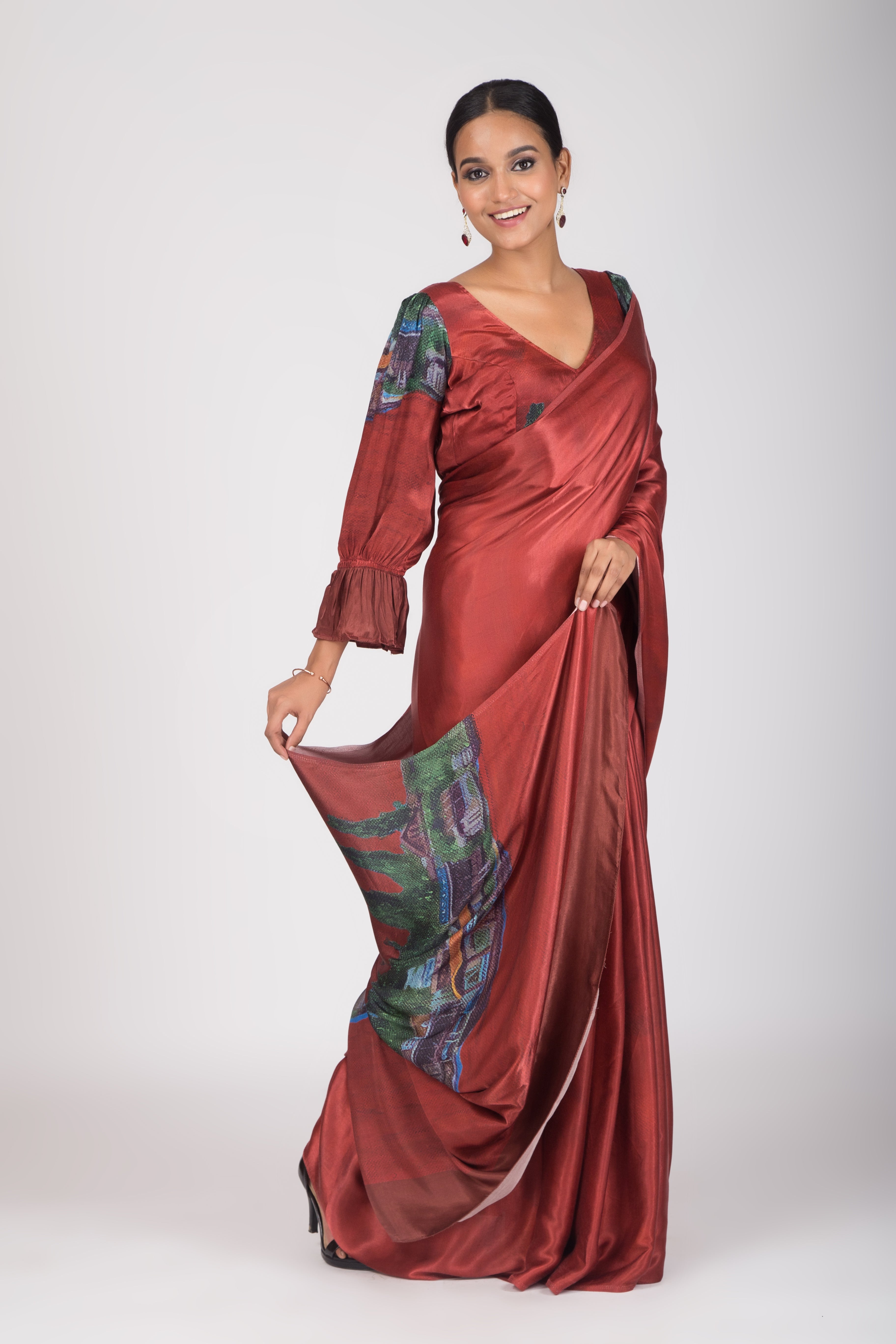 Reflections of Tranquility - Gaji Silk Saree & Unstitched Blouse Set - Red